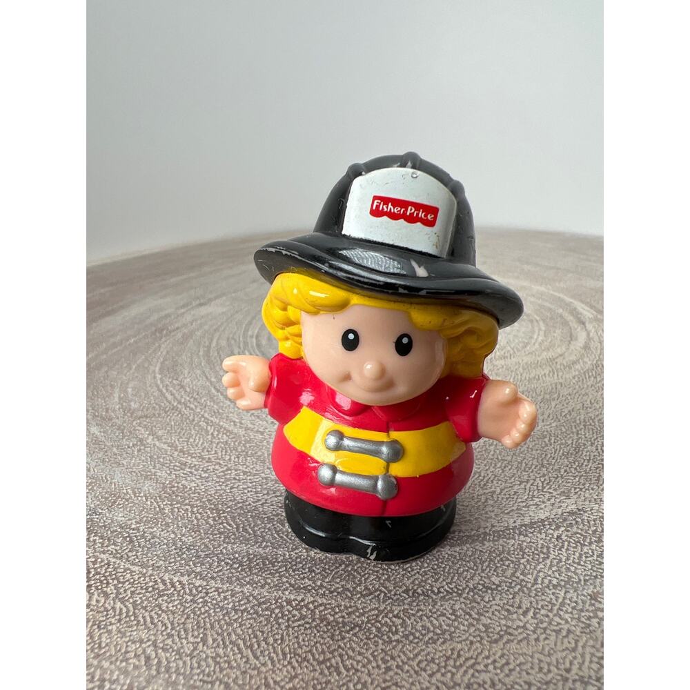 Fisher-Price Little People Fireman Fire Girl Cheryl Black Feet 2000